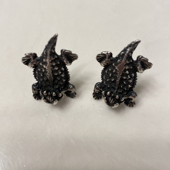 Sterling Silver Horny Toad earrings - Picture 3 of 9